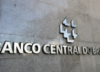 Projeções do mercado para inflação, PIB, Selic e dólar ficam estáveis