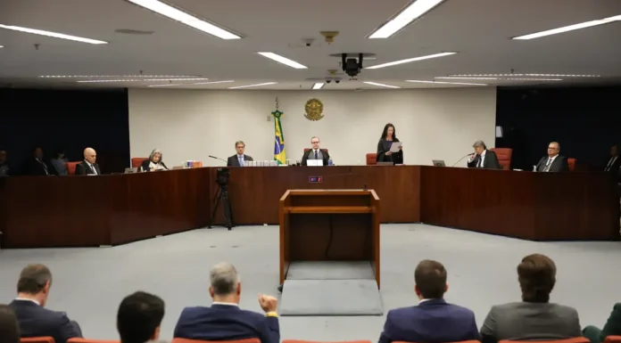 STF aprova ata do julgamento de Bolsonaro