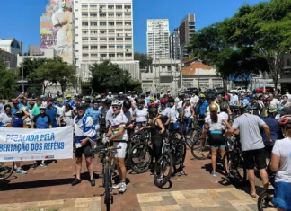 SP: ciclistas se reúnem no 100º dia da guerra entre Israel e Hamas