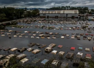 Desastre climático faz vendas da indústria caírem 15,6% em maio no RS
