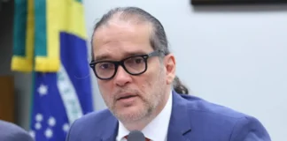 País precisa de políticas contra o neonazismo, diz conselheiro do CNDH