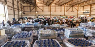 Correios selecionam voluntários para triagem de donativos