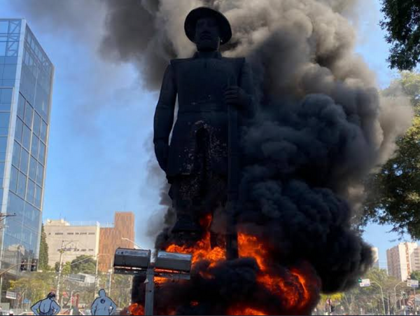 incendio-na-estatua-de-borba-gato-565409-article
