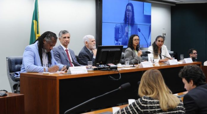 Integração de políticas públicas é essencial para promoção do envelhecimento saudável, dizem especialistas Integração de políticas públicas é essencial para promoção do envelhecimento saudável, dizem especialistas