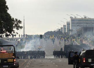 STF marca julgamento de mais oito réus do 8 de janeiro