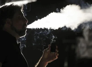 Fiocruz alerta Senado sobre riscos de liberar cigarros eletrônicos