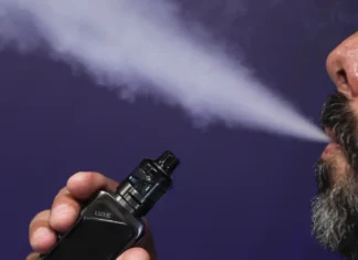 Saúde lança campanha de prevenção ao uso de cigarros eletrônicos