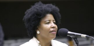 Jack Rocha é anunciada como nova coordenadora da bancada feminina Jack Rocha é anunciada como nova coordenadora da bancada feminina