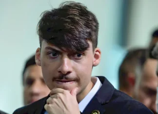Jair Renan vira réu por lavagem de dinheiro e falsidade ideológica