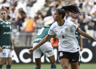 Corinthians bate Palmeiras em 1º jogo da semi do Brasileirão Feminino