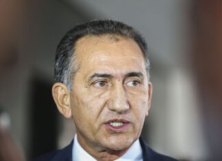 Helicóptero com governador e senador do Amapá faz pouso forçado