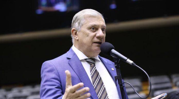 José Airton assume a Secretaria de Infância e Juventude da Câmara dos Deputados José Airton assume a Secretaria de Infância e Juventude da Câmara dos Deputados