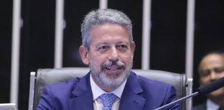 Lira espera melhor cenário econômico como resultado da aprovação do pacote de ajuste fiscal Lira espera melhor cenário econômico como resultado da aprovação do pacote de ajuste fiscal