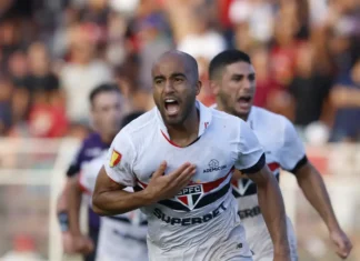São Paulo vence Ituano nos acréscimos e vai às quartas do Paulistão