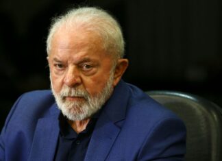 Lula adia viagem à China por orientações médicas
