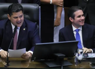 Alcolumbre: decisões do STF devem ser respeitadas, mas sem cerceamento