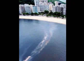 Secretaria identifica navio que derramou óleo na Baía de Guanabara