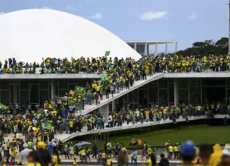 PGR pede condenação de ex-integrantes da cúpula da PMDF pelo 8/1