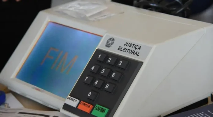 Com vetos, Lula sanciona limite para inelegibilidade por Ficha Limpa