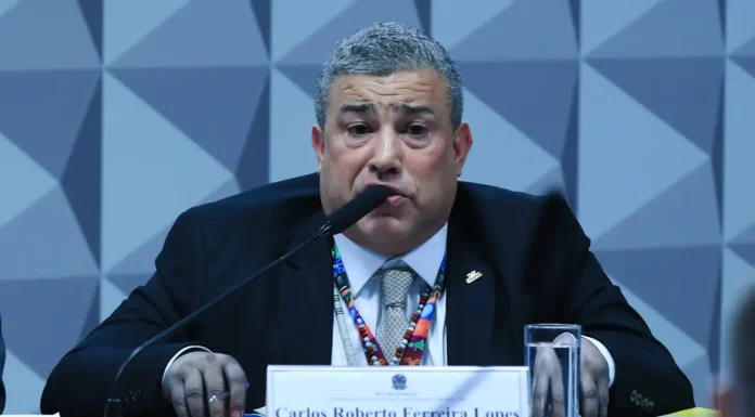 Presidente de associação é preso em CPMI do INSS por suposta mentira