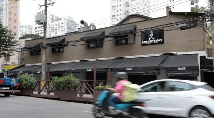 SP tem 6 estabelecimentos fechados por suspeita de bebida adulterada