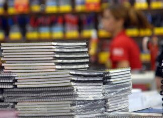 Material escolar pode variar até 381% entre lojas, diz Procon-SP