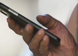 Telegram cumpre ordem do STF, bloqueia contas e evita sair do ar
