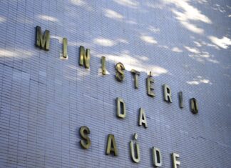 Uma em cada dez crianças de até 5 anos está acima do peso no Brasil