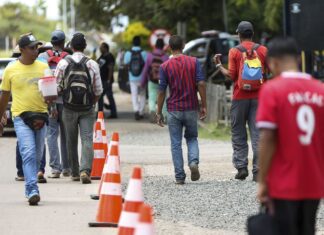 Cartilhas ajudam no acolhimento de refugiados venezuelanos indígenas