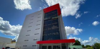 Piauí inaugura maior maternidade pública do país