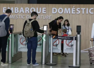 Judicialização eleva preço de passagens aéreas, diz presidente da Anac