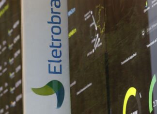Em São Paulo, ministro critica modelo de privatização da Eletrobras