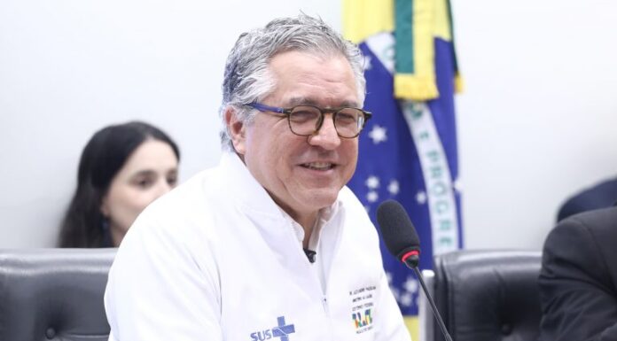Ministro da Saúde será ouvido por comissão que analisa criação de programa do SUS Ministro da Saúde será ouvido por comissão que analisa criação de programa do SUS