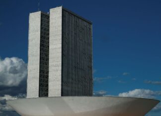 Câmara aprova financiamento para saúde de policiais com fundo da PF