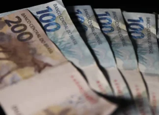 Brasileiros sacam em julho R$ 310,36 milhões esquecidos em bancos