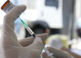 Casos de sarampo tiveram aumento de 34 vezes em 2025, alerta Opas