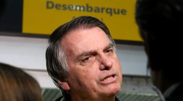 Bolsonaro fica inelegível até 2060 após condenação