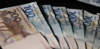 Atividade econômica recuou 0,5% em julho