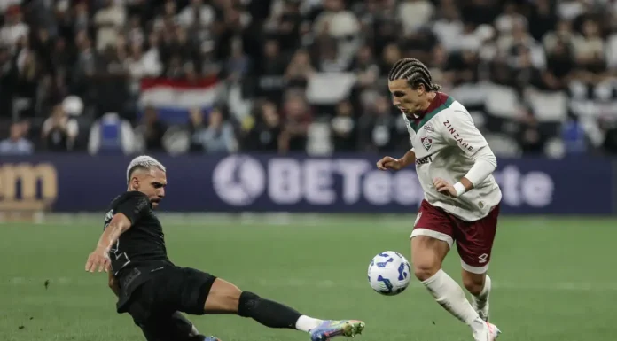 Brasileiro: Fluminense e Corinthians medem forças no Maracanã
