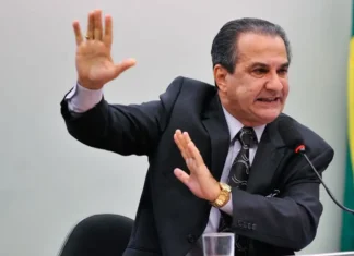 Moraes determina busca e apreensão contra Silas Malafaia