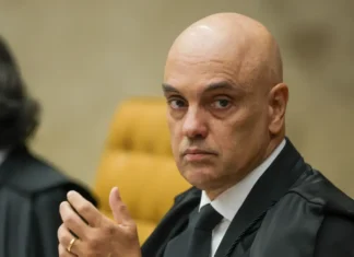 Moraes determina vigilância integral de Bolsonaro pela polícia penal