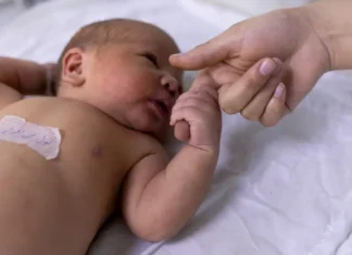 Teste do olhinho deve ser repetido três vezes ao ano até os 3 anos