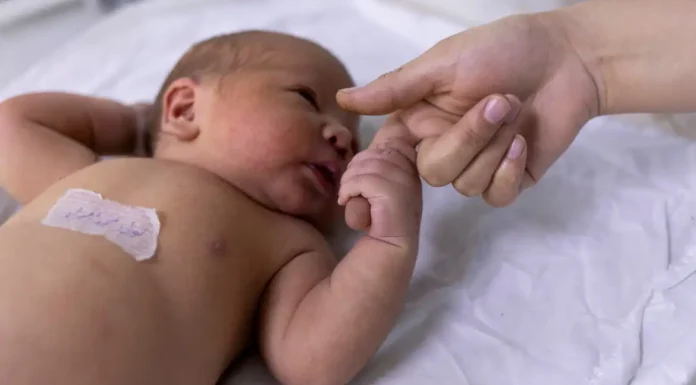Teste do olhinho deve ser repetido três vezes ao ano até os 3 anos