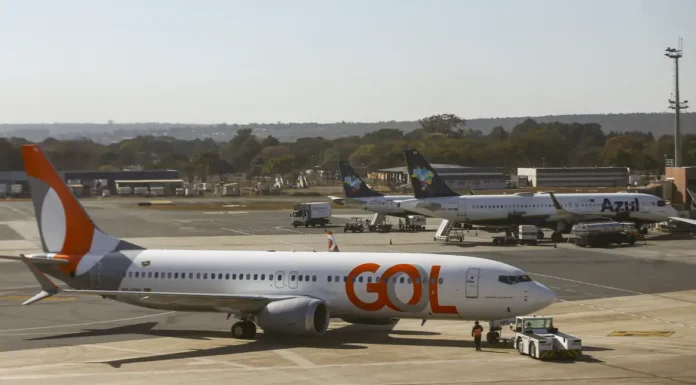 Cade dá 30 dias para Gol e Azul detalharem acordo de cooperação
