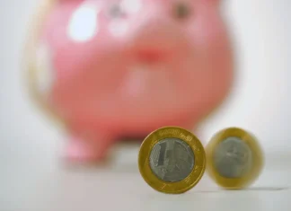 Poupança tem retirada líquida de R$ 7,6 bilhões em agosto