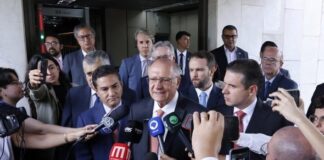 Motta admite possíveis medidas de proteção ao agro no acordo entre União Europeia e Mercosul Motta admite possíveis medidas de proteção ao agro no acordo entre União Europeia e Mercosul