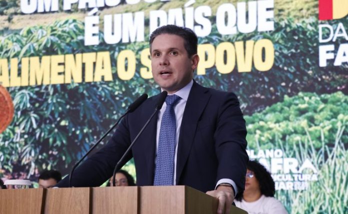 Motta apoia subvenção de R$ 12 por tonelada para produtores de cana do Nordeste Motta apoia subvenção de R$ 12 por tonelada para produtores de cana do Nordeste