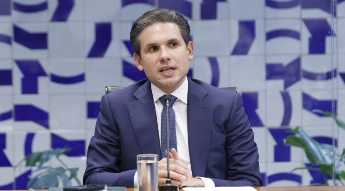 Motta critica governo por ‘falsas narrativas’ em relação ao marco legal do combate ao crime organizado Motta critica governo por 'falsas narrativas' em relação ao marco legal do combate ao crime organizado