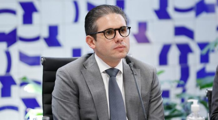 Motta reafirma disposição da Câmara para agir em defesa do setor produtivo brasileiro Motta reafirma disposição da Câmara para agir em defesa do setor produtivo brasileiro