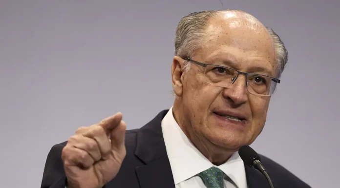 “Se fizer olho por olho, vai ficar todo mundo cego”, diz Alckmin